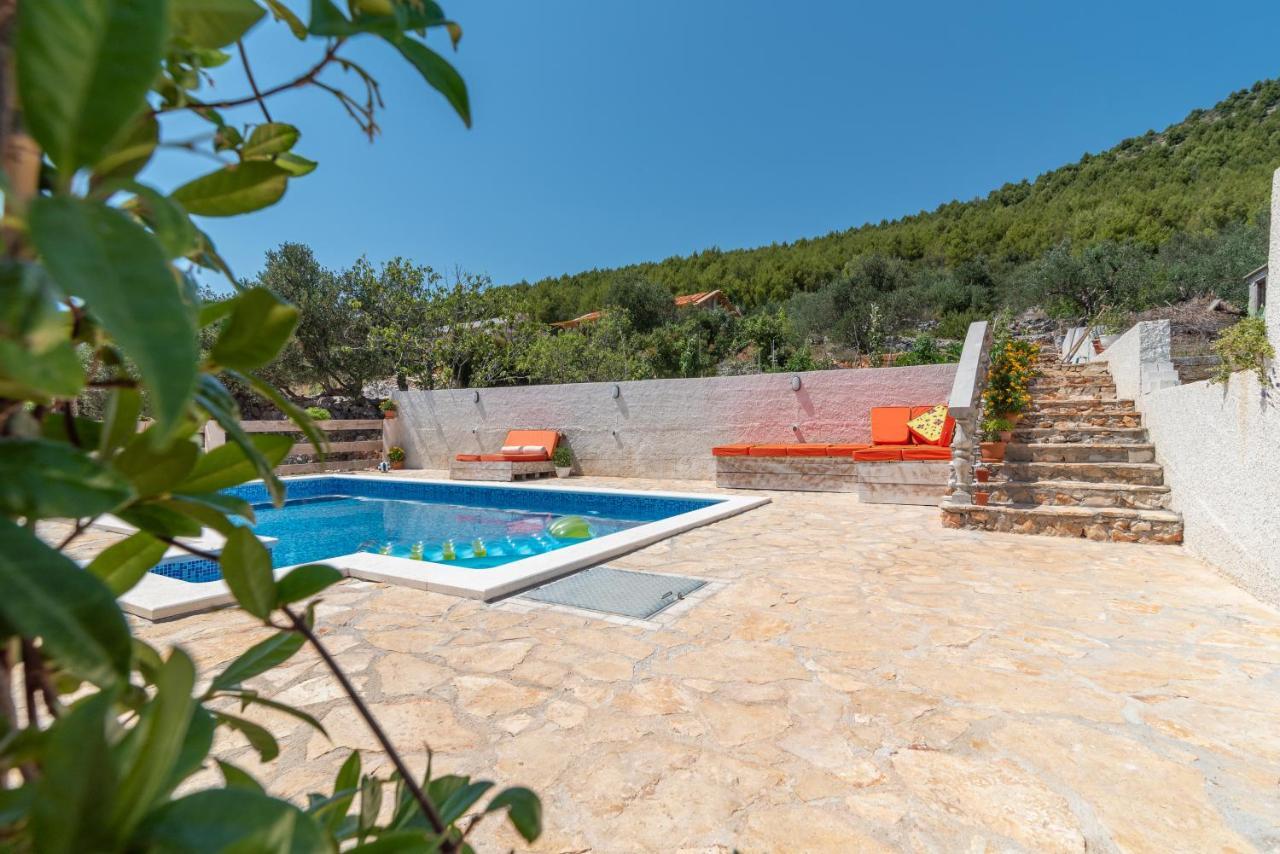 Eden Mediterranean House Vrsine 外观 照片