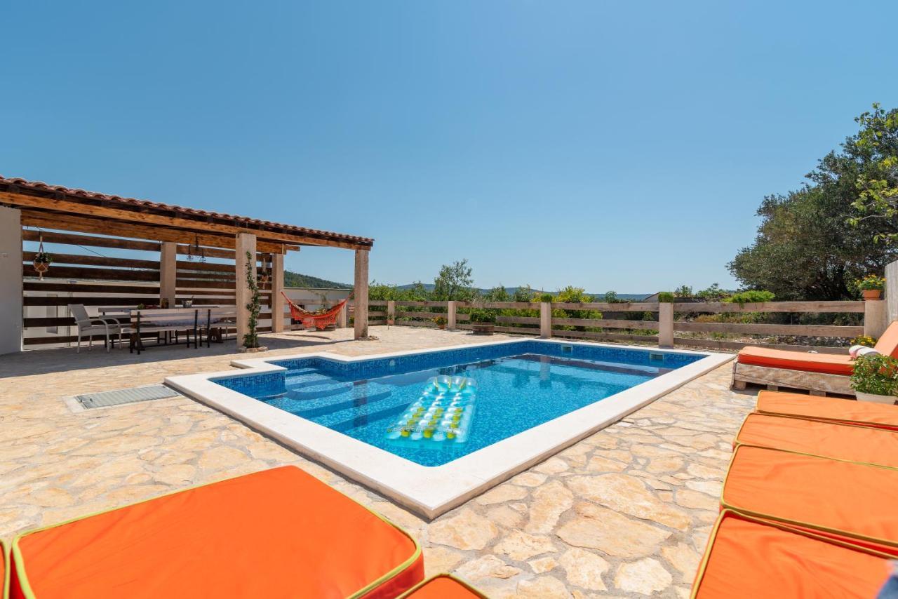 Eden Mediterranean House Vrsine 外观 照片
