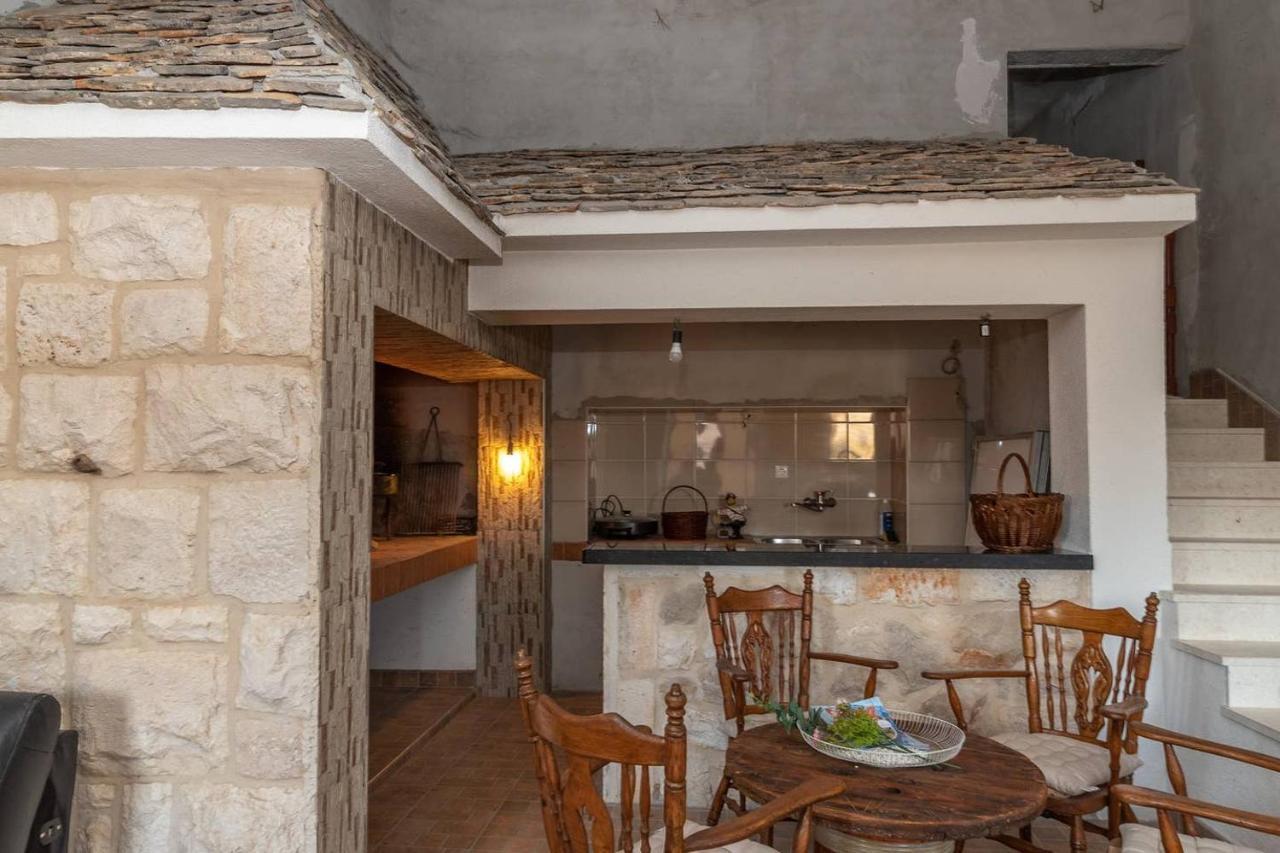 Eden Mediterranean House Vrsine 外观 照片