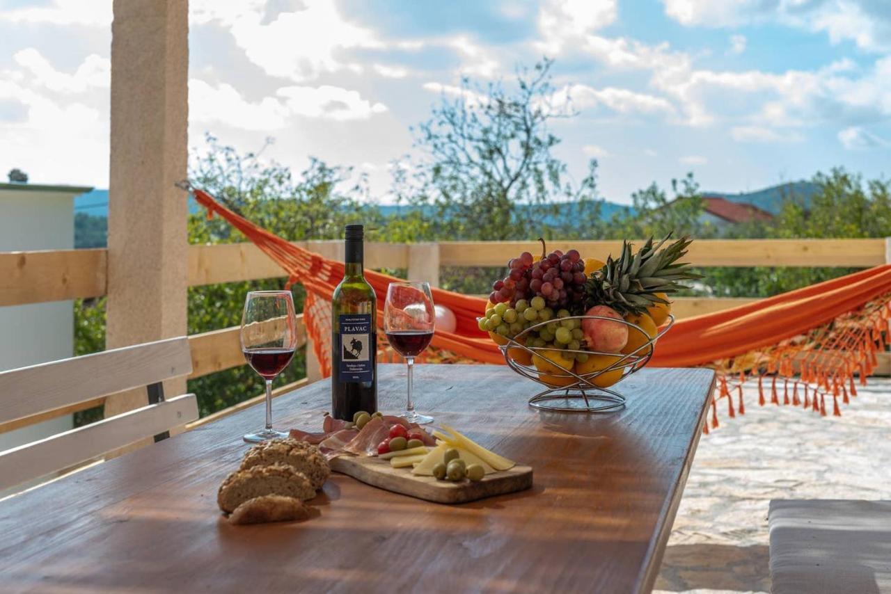 Eden Mediterranean House Vrsine 外观 照片