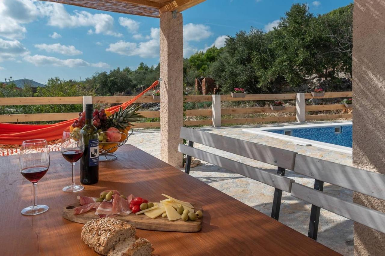 Eden Mediterranean House Vrsine 外观 照片