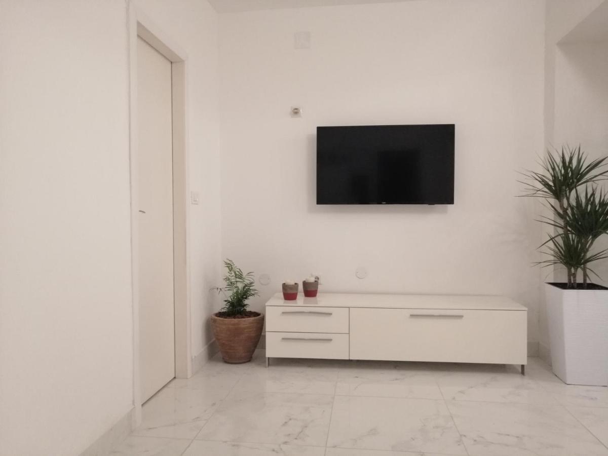 Eden Mediterranean House Vrsine 外观 照片